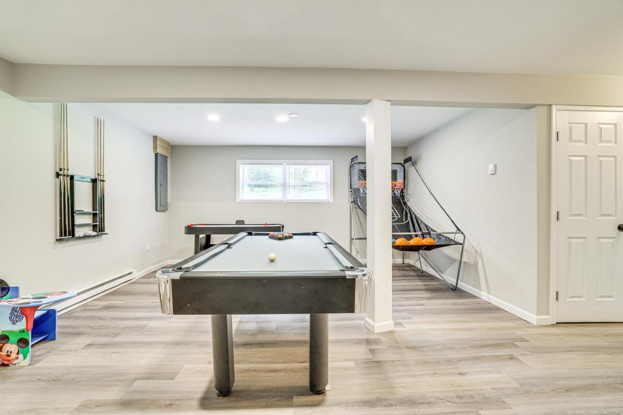 Holiday home Family-friendly And Pool Access Tobyhanna