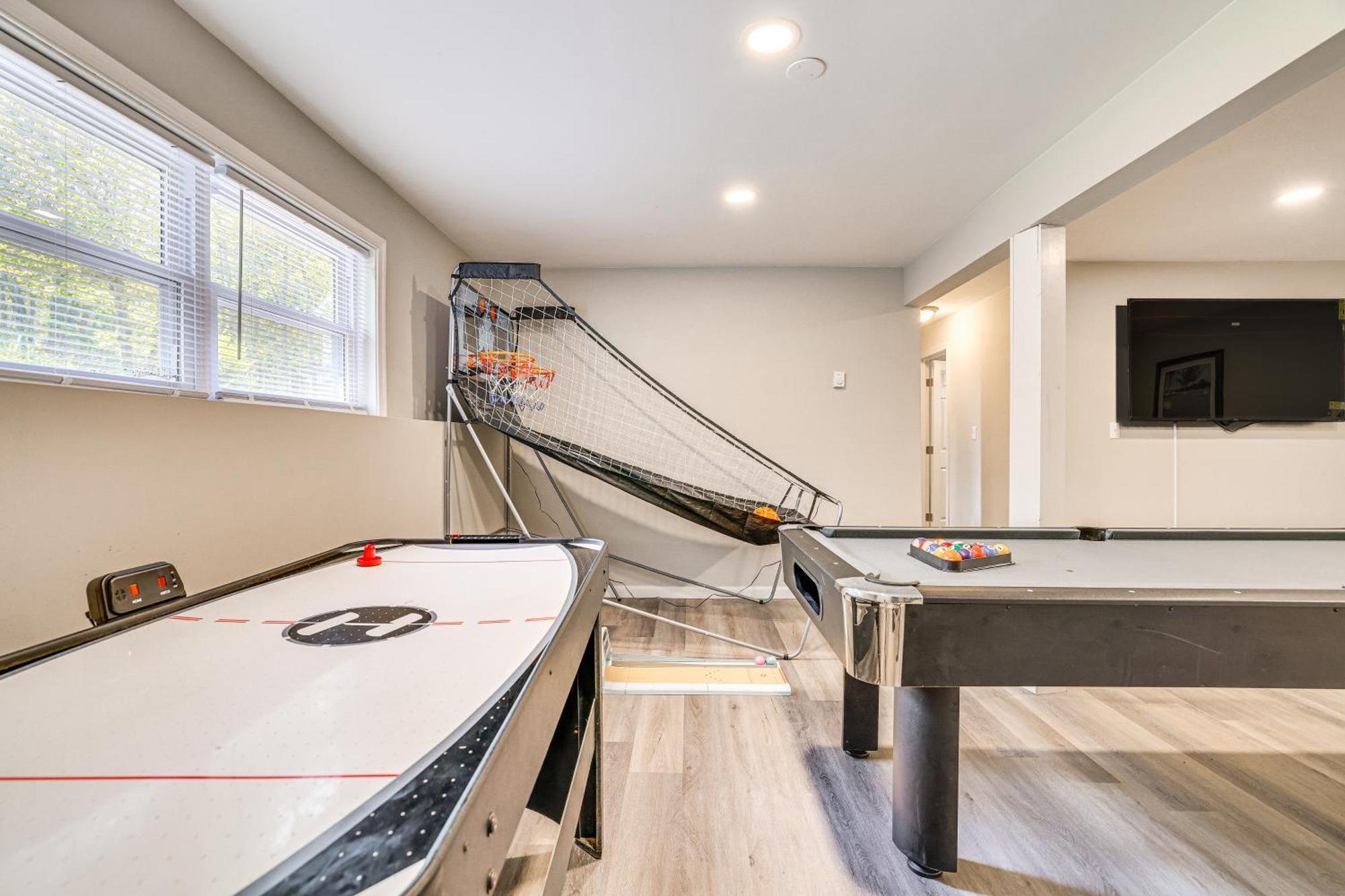 Family-friendly And Pool Access