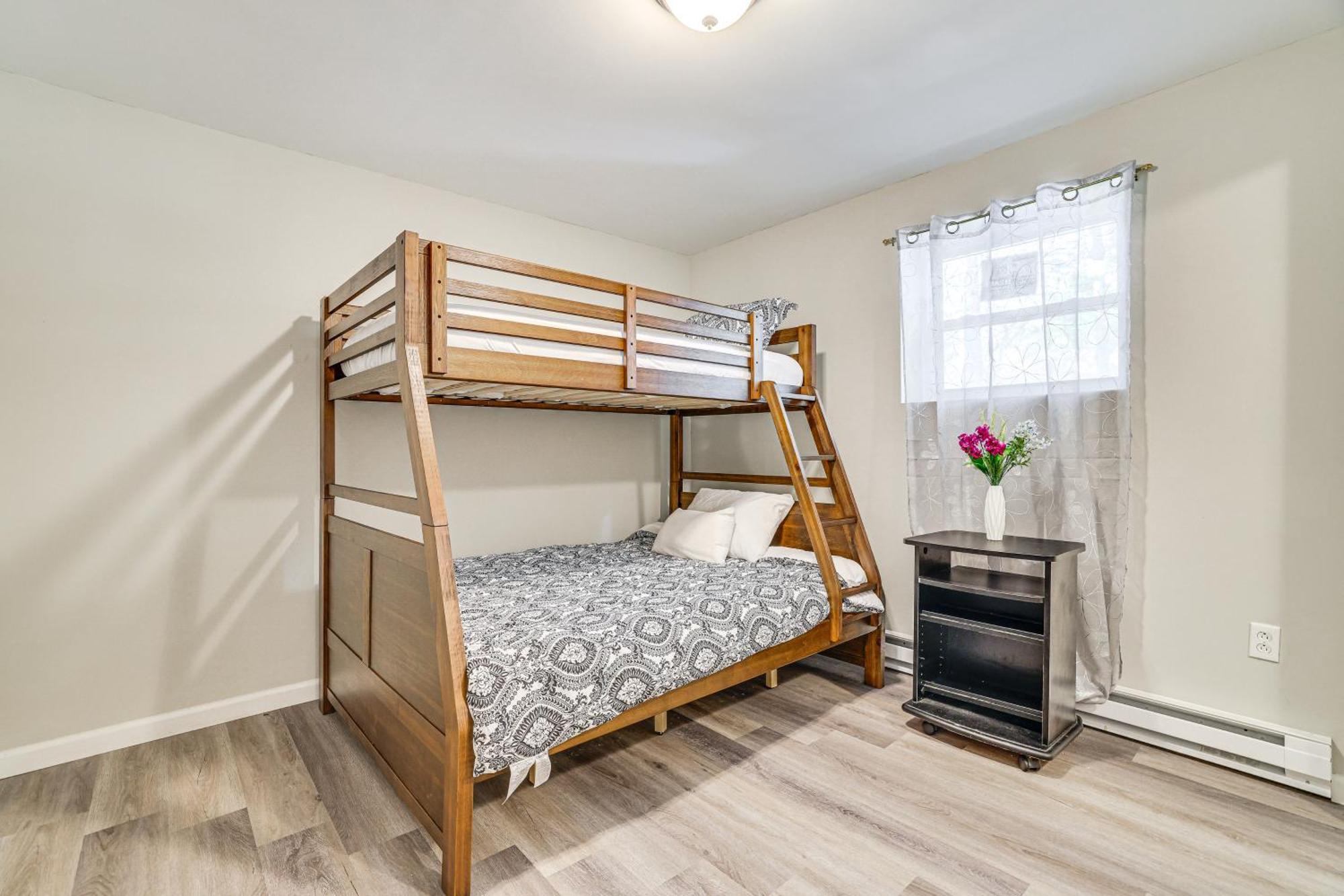 Holiday home Family-friendly And Pool Access *